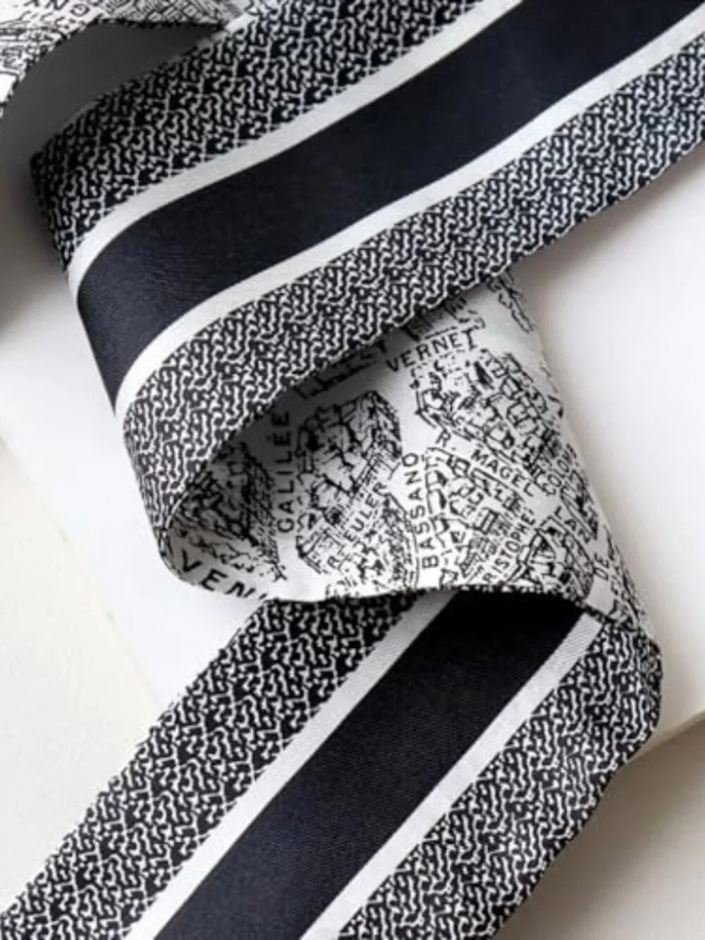 100% Mulberry Silk Scarf Hair Ribbon Handbag Wrap Tie Neckerchief for Women